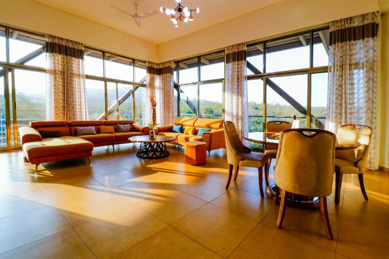 เกรป เคาน์ตี้ อีโค รีสอร์ต Hotel นาสิก ภายนอก รูปภาพ